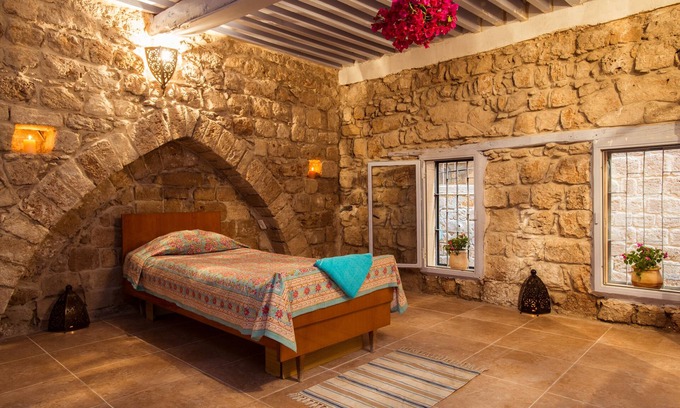 Acre Old City Apartment | Nzar Khoury For Hosting (Studio)