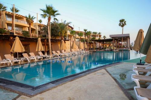 Sweimeh Hotel | O Beach Hotel & Resort