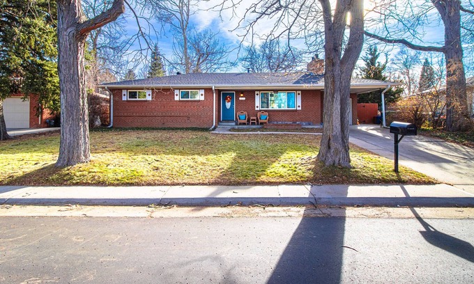 North Alameda House | O'Kane Park Retreat, Lakewood, CO