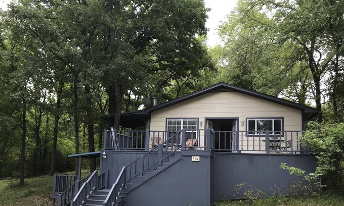 Log Cabin House | Oak Acres Is The Place To Be