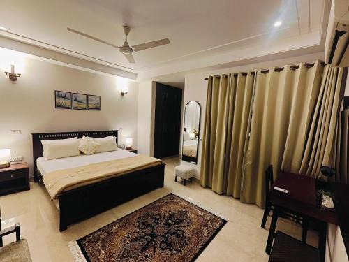 New Delhi Bed & Breakfast | Oak GK2