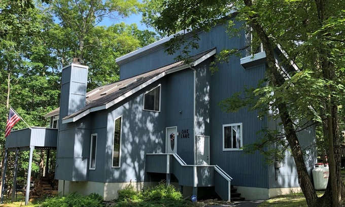 Bushkill House | Oak Lane at Saw Creek - 2025 UPGRADES