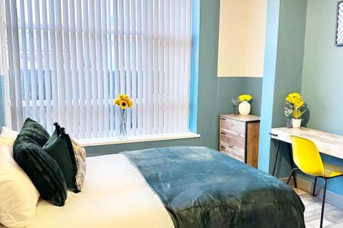North Shore Apartment | Oak Suite - 2 Bed - Sleeps 4 - Central Blackpool