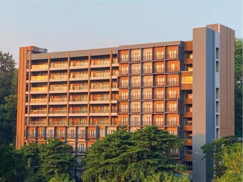Semarang Hotel | Oak Tree Emerald Hotel & Coventions Semarang