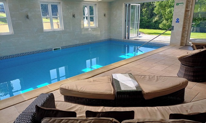 Broadwoodkelly House | Oak View, Rural Home in Devon with Indoor Pool