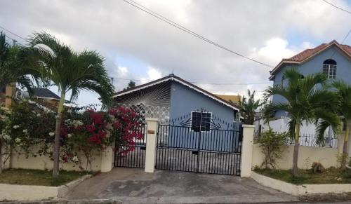 Rhyne Park Village Villa | Oak Villa Montego Bay