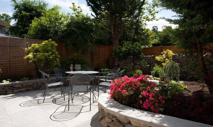 Ambleside Cottage | Oaklea