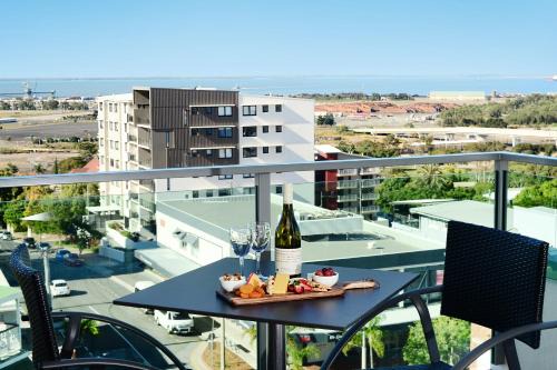 Gladstone Apartment | Oaks Gladstone Grand Hotel