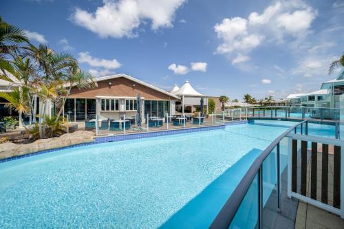 Salamander Bay Apartment | Oaks Port Stephens Pacific Blue Resort