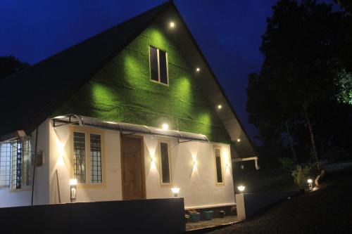 Elappara House | Oakwood Oasis Vagamon - Premium Homestay