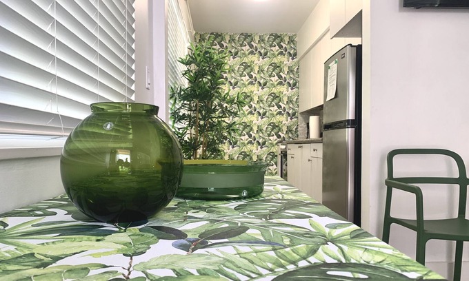 Edgewater Apartment | Oasis-14 5 MIN FROM MIAMI BEACH, Studio