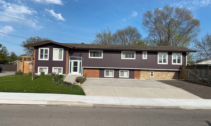 Niagara-on-the-Lake Apartment | Oasis amidst the wineries! Loftn