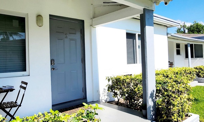 Highland Garden Apartment | Oasis at Hollywood II - Sleep 4 - Unit 2