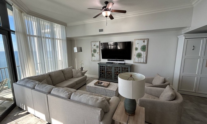 Orange Beach Condo | Oasis at Orange Beach 3BR 4 Bath Penthouse in Gulf Front w/Lazy River, Slide!