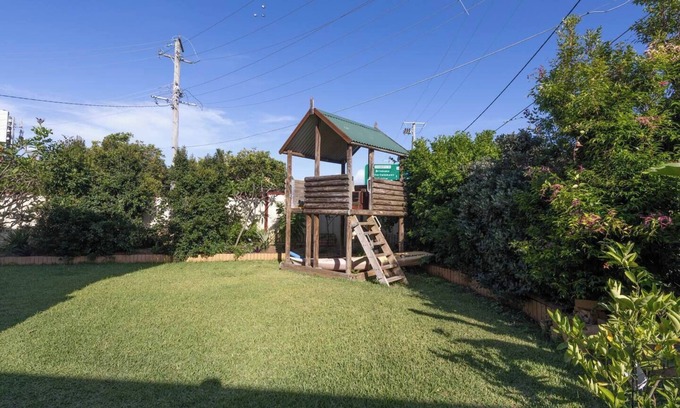 Boondall House | Oasis Suite- close to airport (sleep 5 people)