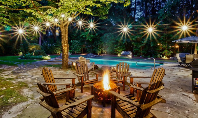 Old Town House | Oasis: Walk to Village, Heated Pool, Putting Green,Fire Pit, Hot Tub, 3 houses