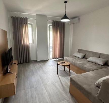 Shengjin Apartment | Oaz Apartments 01
