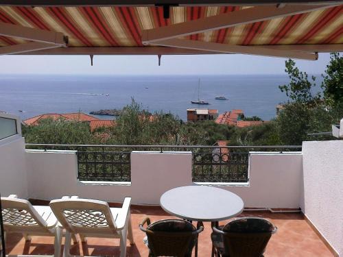 Sveti Stefan House | Oaza Guest House