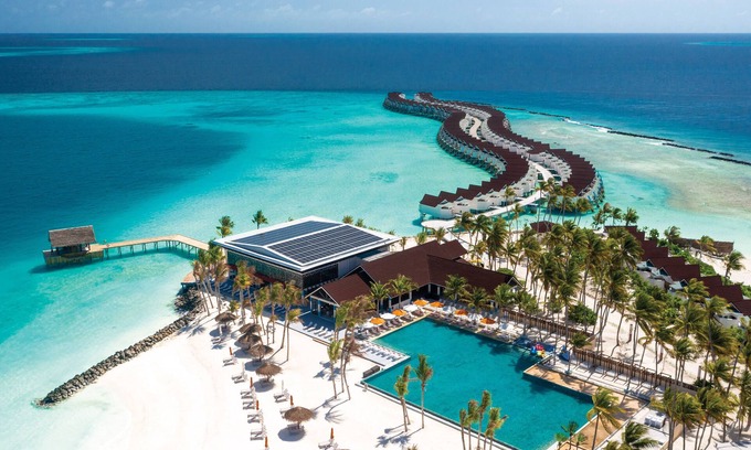 Farukolhufushi Island Hotel | OBLU XPERIENCE Ailafushi - All Inclusive with Free Transfers