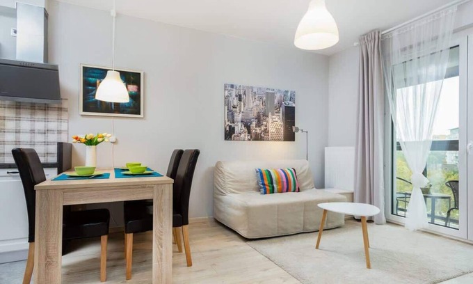 Powazki Apartment | Obozowa 20 | Beige Apartment | Parking | Desk