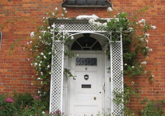 Bedford House | Observatory House: huge historic house and garden
