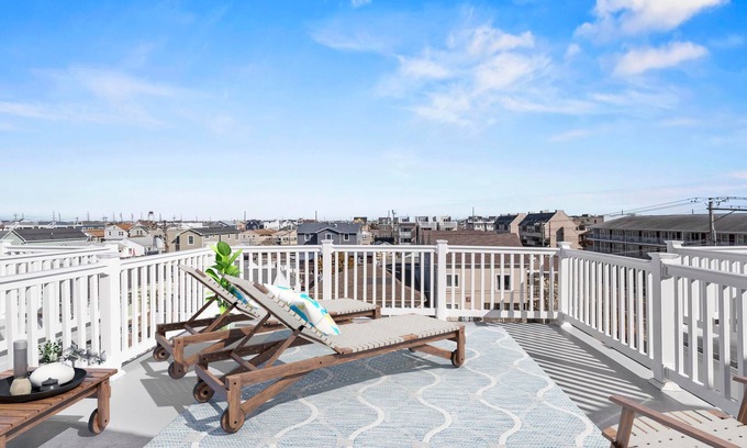 Seaside Heights House | Ocean and Bay Views 5 Bedroom 4 Bath 3 Car Park