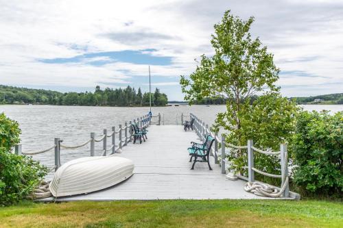 Musquodoboit Harbour House | OCEAN BAY VIEW Luxury Guesthouse