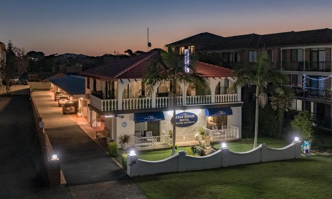 Port Macquarie Hotel | OCEAN BREEZE MOTEL