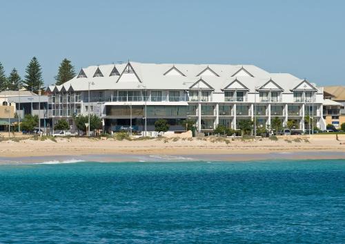 Geraldton Hotel | Ocean Centre Hotel