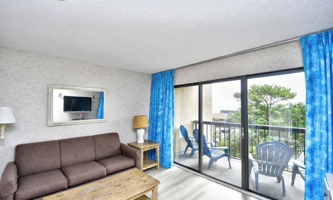 Myrtle Beach Condo | Ocean Dunes Tower 1, 1BR, Pool and Views of Ocean!