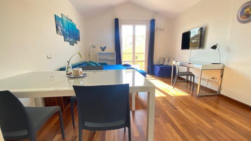 Historic Castle District Apartment | Ocean flat