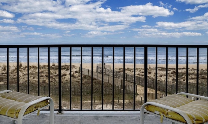North Ocean City Condo | Ocean Front - 3 Bedroom w/2 King Rooms - Amazing Views - Perfect for Families!