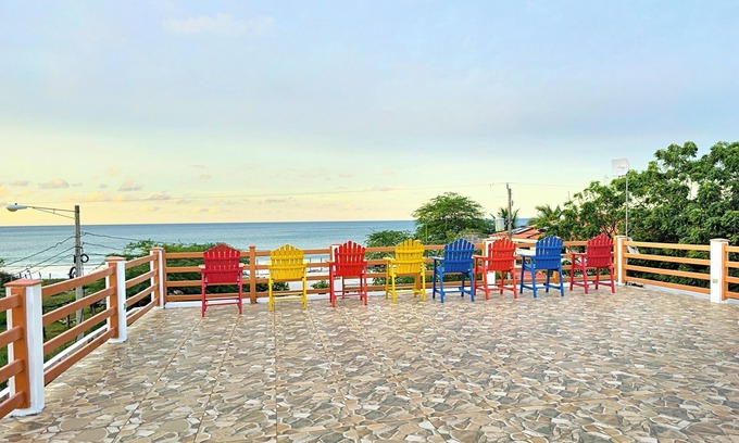 Jiquelite House | Ocean Front beach home in Popoyo, Limon 2, Tola, Nicaragua. 4br-4b.Great Surfing