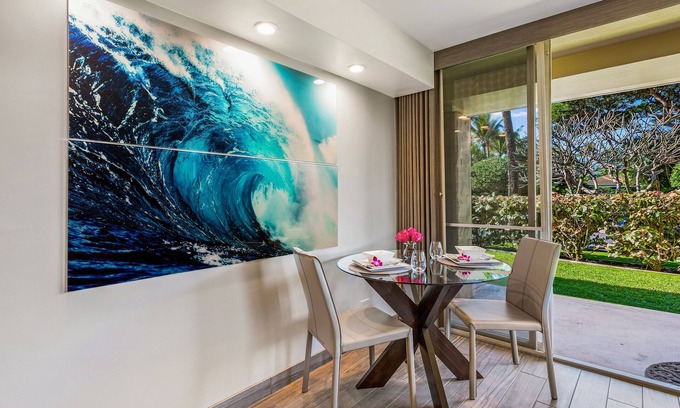 Kaanapali Apartment | Ocean front Beach Resort Hale Nalu ~ ~