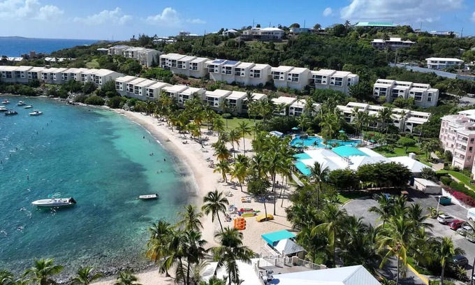Nazareth Condo | Ocean front Carribean Beach-Private and Quiet Luxury Condo at Strawberry Grouper