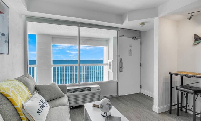 Ortona Park Condo | Ocean Front Condo in Daytona Beach, Florida