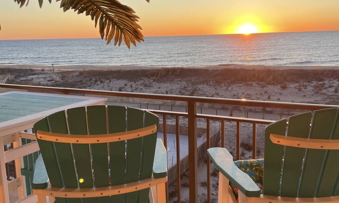 Midtown Ocean City Condo | Ocean Front Condo with pool, 68th Street Beachloft Ocean City Maryland