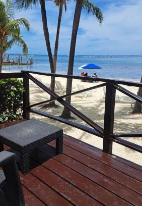 Zona Hotelera Apartment | Ocean Front - Ground Floor Condo