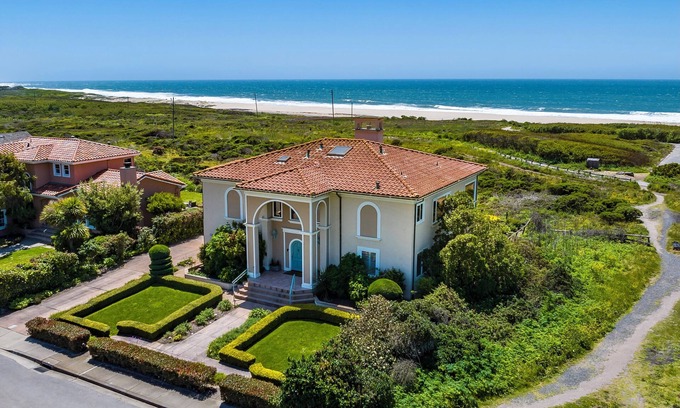Half Moon Bay House | Ocean Front LuxuryHomenHalf Moon Bay, Ca