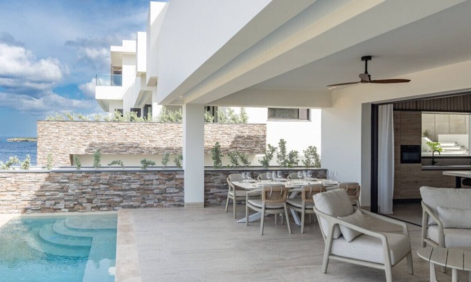 Sint Michiel Villa | Ocean front luxury 2 bedroom apartment