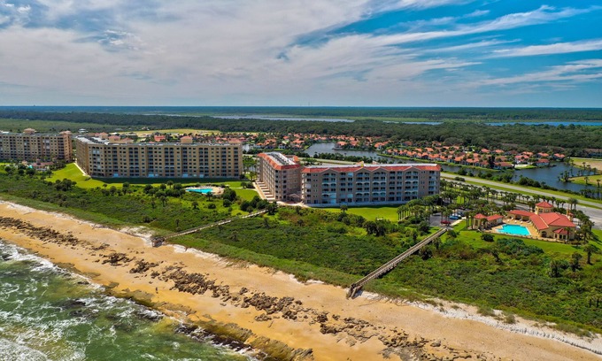 Palm Coast Condo | Ocean Front - Surf Club 1