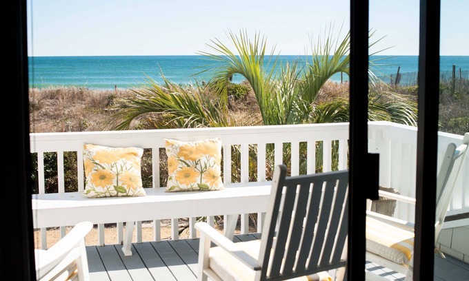 Wrightsville Beach House | Ocean Front 3 Bedroom Condo