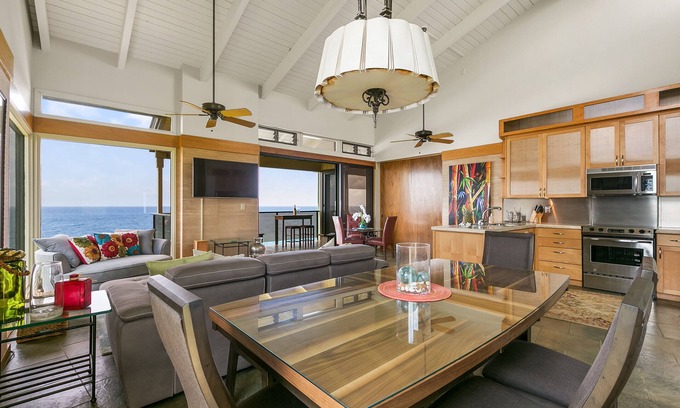 Poipu Condo | Ocean front with panoramic views of the Pacific Ocean