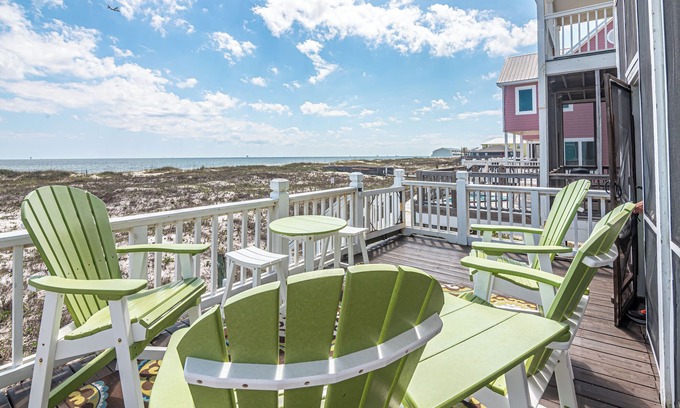 Fort Morgan House | Ocean Gulf front Luxury w/Community Pool - Relaxing Retreat, great family rental