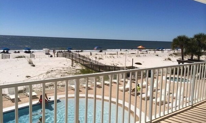 Gulf Shores Condo | Ocean House 1201 3 bedroom 3 bath gulf-front