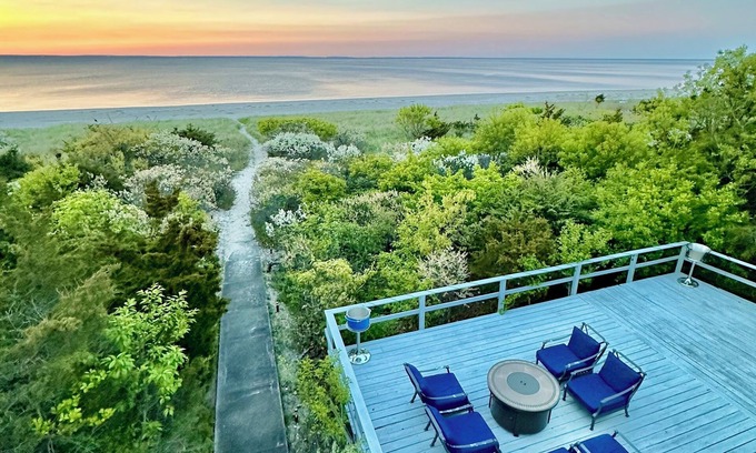 Mount Sinai Villa | Ocean House 5-bedroom private beach villa