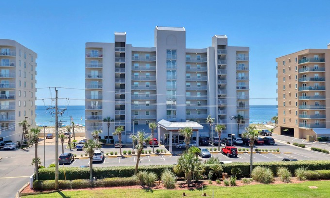 Ono Island Condo | Ocean House I 1205 West Beach Blvd. Gulf Shores, Al