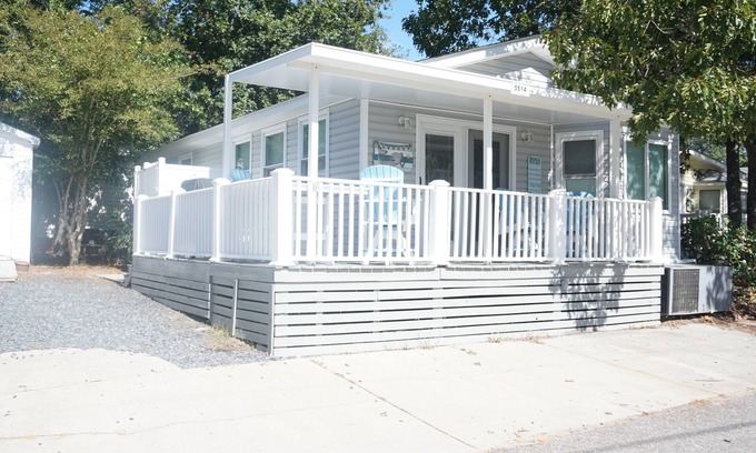 Myrtle Beach Cottage | Ocean Lakes 3 Bed 2 Bath Sleeps 7 Golf Cart Included