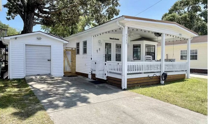 Myrtle Beach Cottage | Ocean Lakes Beach Cottage!