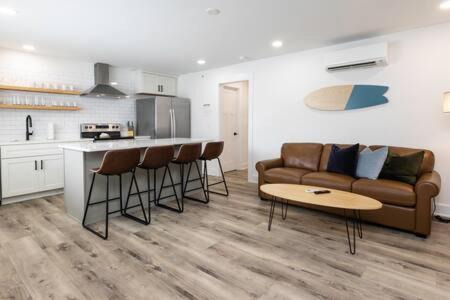 Northeast Virginia Beach Apartment | Ocean Lofts in the Vibe #5 - 5 min walk to beach
